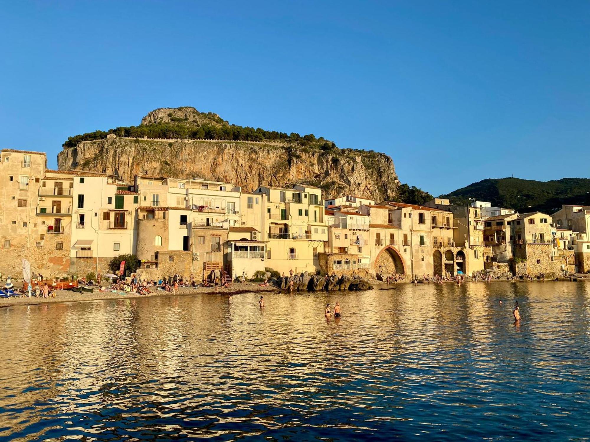 Casa Agora-A Due Passi Dal Mare Lejlighed Cefalù Eksteriør billede